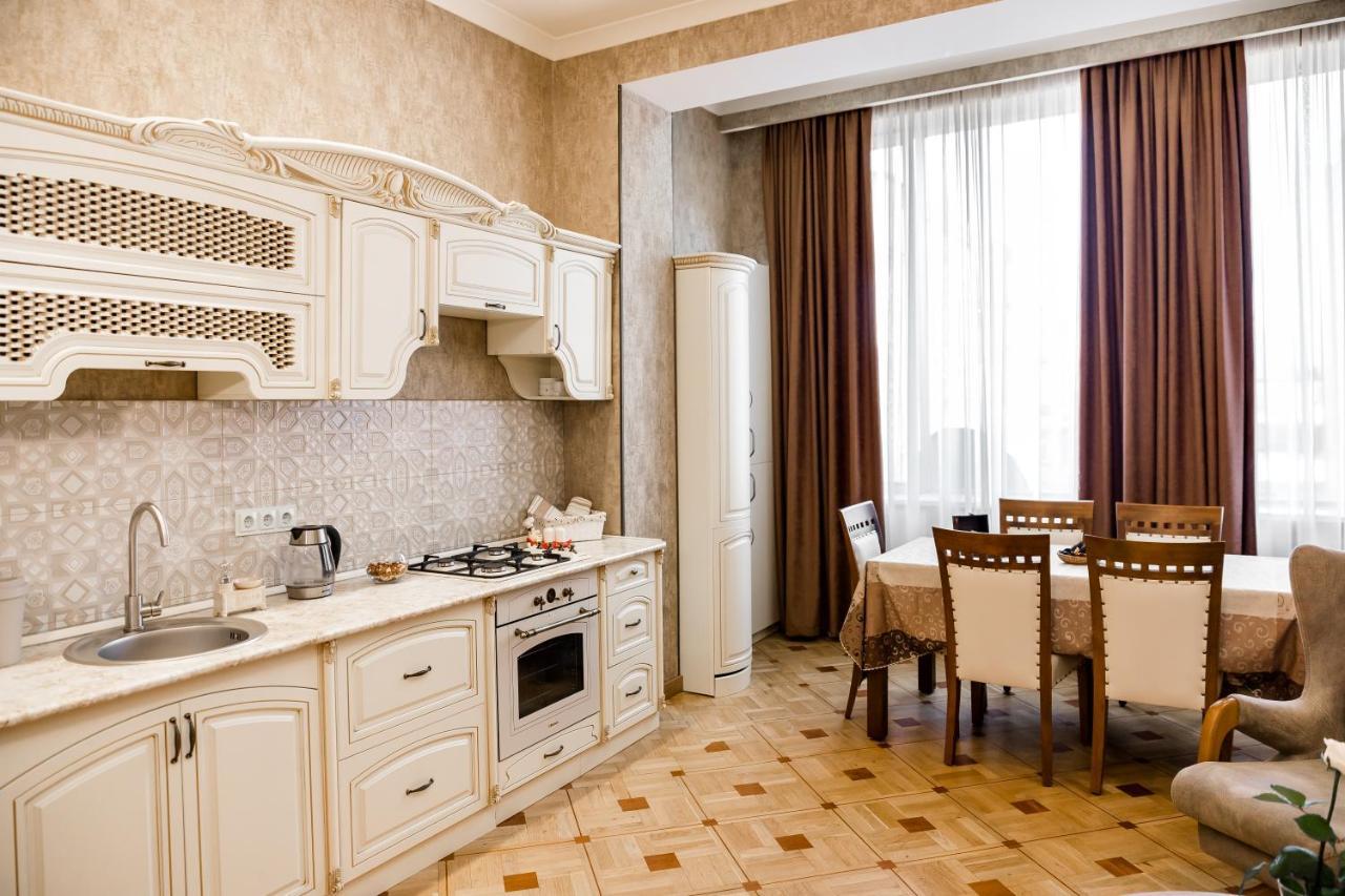 Dat Exx Apartments On Marjanishvili Τυφλίδα Εξωτερικό φωτογραφία